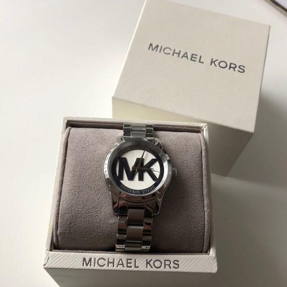 Michael Kors Accessories - Brand new Michael Kors watch